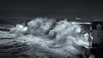 Lahinch Coast Hotel & Suites