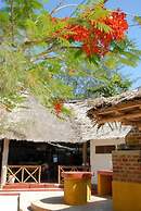 Pakachi Beach Resort & Hotel