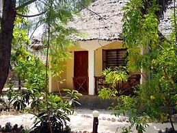 Pakachi Beach Resort & Hotel