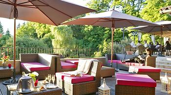 Les Glycines - Hôtel & Spa