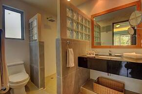 Riviera Maya Suites