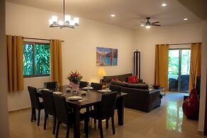 Riviera Maya Suites