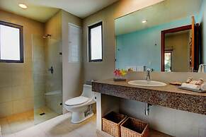 Riviera Maya Suites