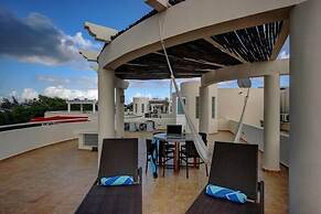 Riviera Maya Suites