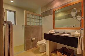 Riviera Maya Suites