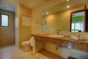 Riviera Maya Suites