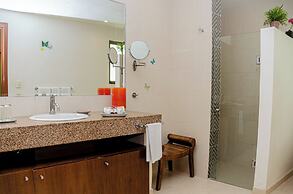 Riviera Maya Suites