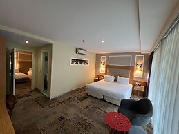 All Seasons Hotel