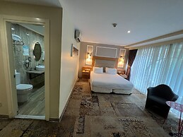All Seasons Hotel
