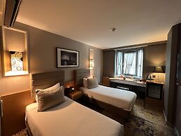 All Seasons Hotel