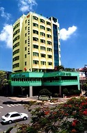 Bamboo Green Central Hotel