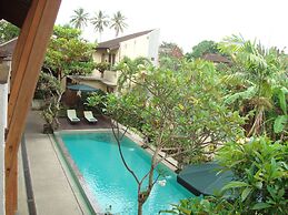Aniniraka Resort & Spa