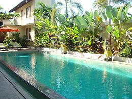 Aniniraka Resort & Spa