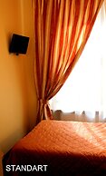 Deluxe Hotel