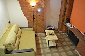 Deluxe Hotel