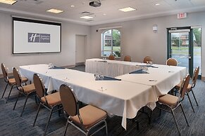 Holiday Inn Express & Suites Belleville by IHG