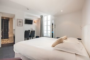 Central Hotel