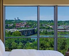 Le Meridien Arlington