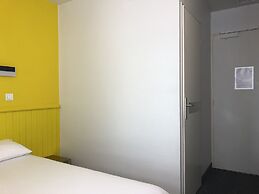 Halt Hotel
