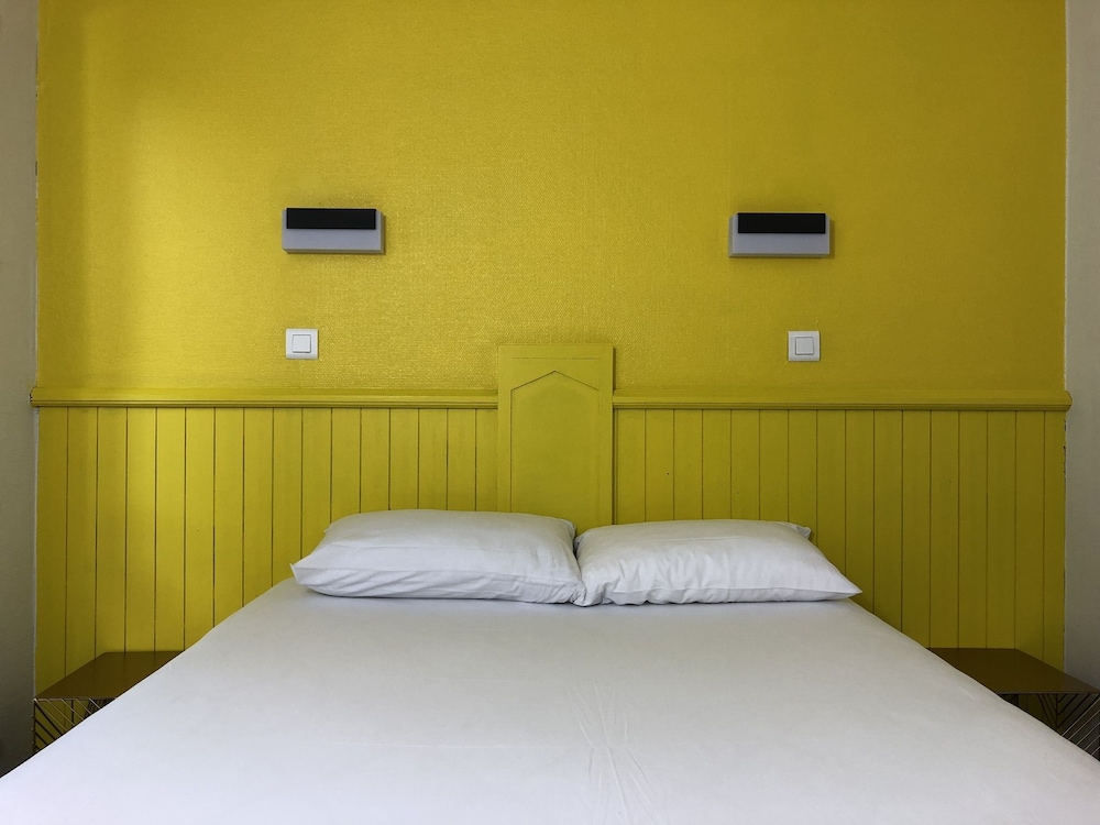 Halt Hotel