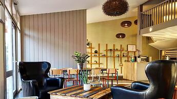 Halt Hotel