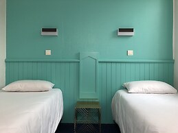 Halt Hotel