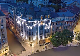 Zeus Essence Bucharest Venezia