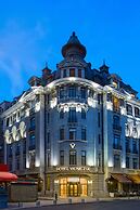 Zeus Essence Bucharest Venezia