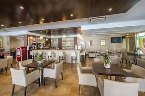 Peridis Family Resort