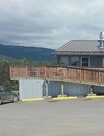 Beluga Lake Lodge