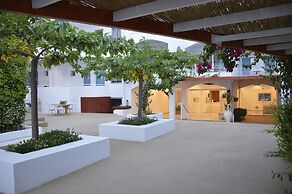 Oasis Beach Hotel