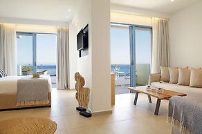 Oasis Beach Hotel