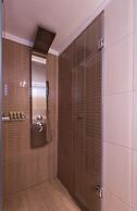 Oasis Beach Hotel