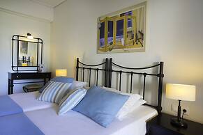 Oasis Beach Hotel