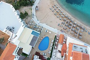 Oasis Beach Hotel