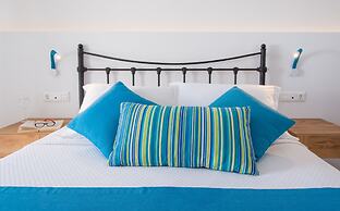 Oasis Beach Hotel