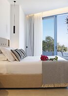 Oasis Beach Hotel