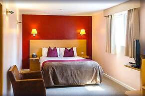 Luton Hotel