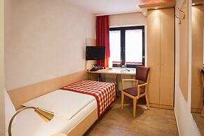 Centro Hotel Goya Wolfsburg, Trademark Collection by Wyndham