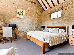 Old Downton Lodge