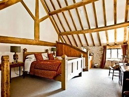 Old Downton Lodge