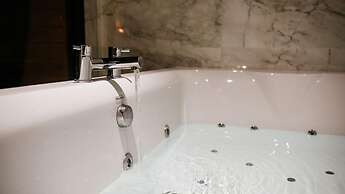 Bartle Hall Country Hotel