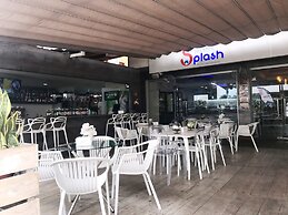 Plaza Real Resort