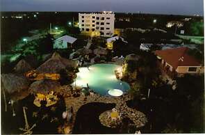 Plaza Real Resort
