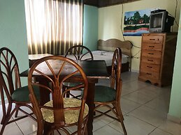 Plaza Real Resort