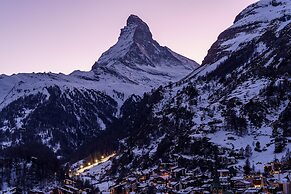 Hotel Alpenroyal