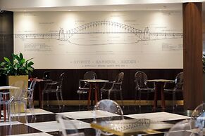 The Sydney Hotel