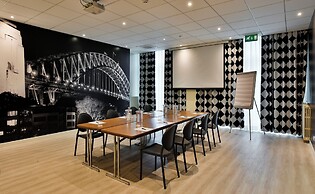 The Sydney Hotel