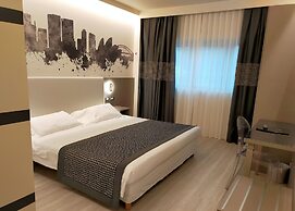The Sydney Hotel