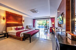 Horizon Karon Beach Resort & Spa